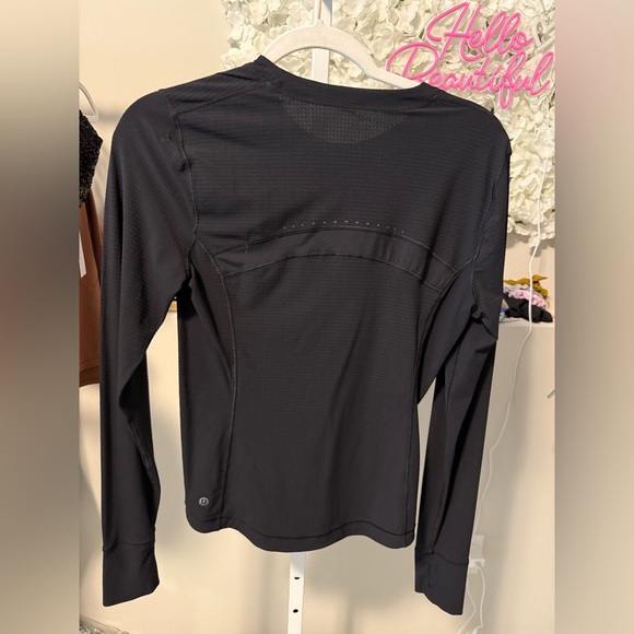 Lululemon Ventilated Mesh-Back Running Black Long Sleeve Top - Picture 2 of 4
